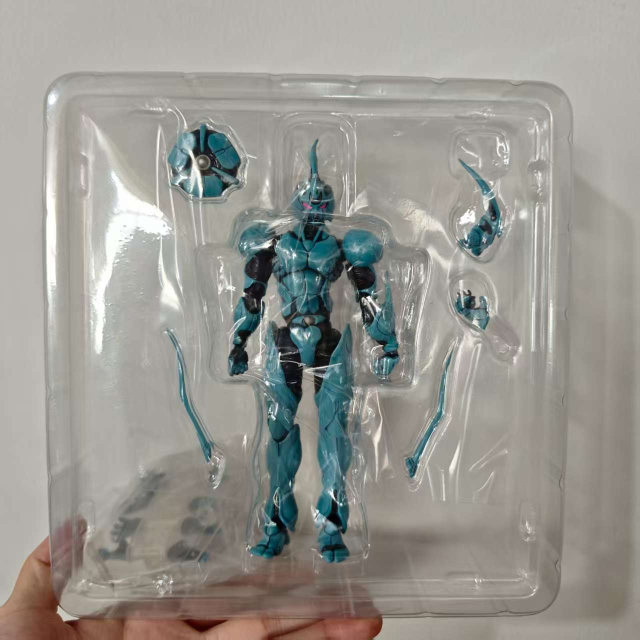 Аниме Guyver I Ultimate Editio – обзор и цена Good Smile Company Figma